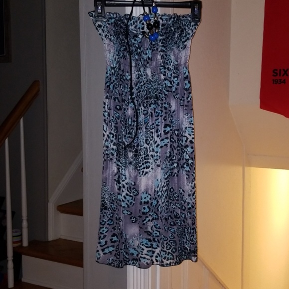 Cover up - Picture 1 of 3